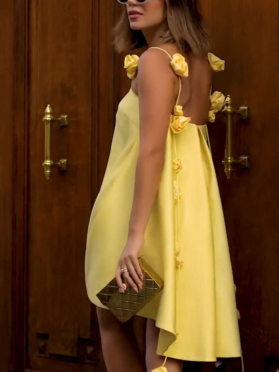 Abito estivo da donna Genesis - Abito a trapezio in cotone giallo con spalline floreali e vestibilità leggera