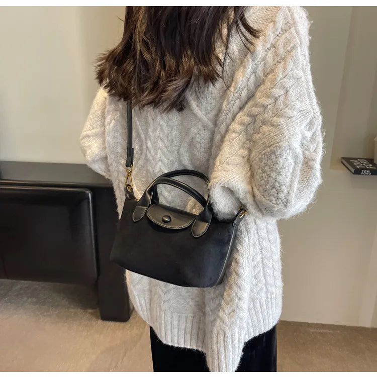 Gemma Sac à Main Femme – Sac Similicuir Compact avec Bandoulière Réglable & Détails Dorés