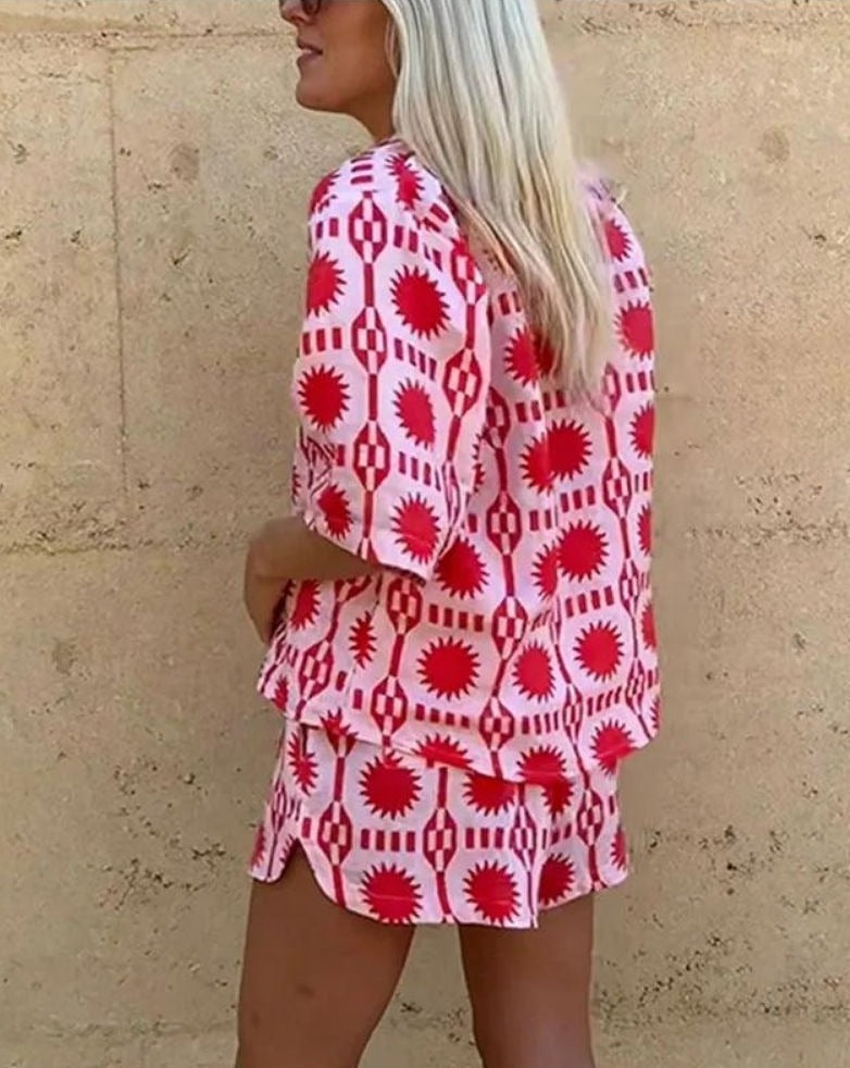 Completo da donna Giselle - Completo estivo in lino a due pezzi con stampa geometrica e vestibilità comoda