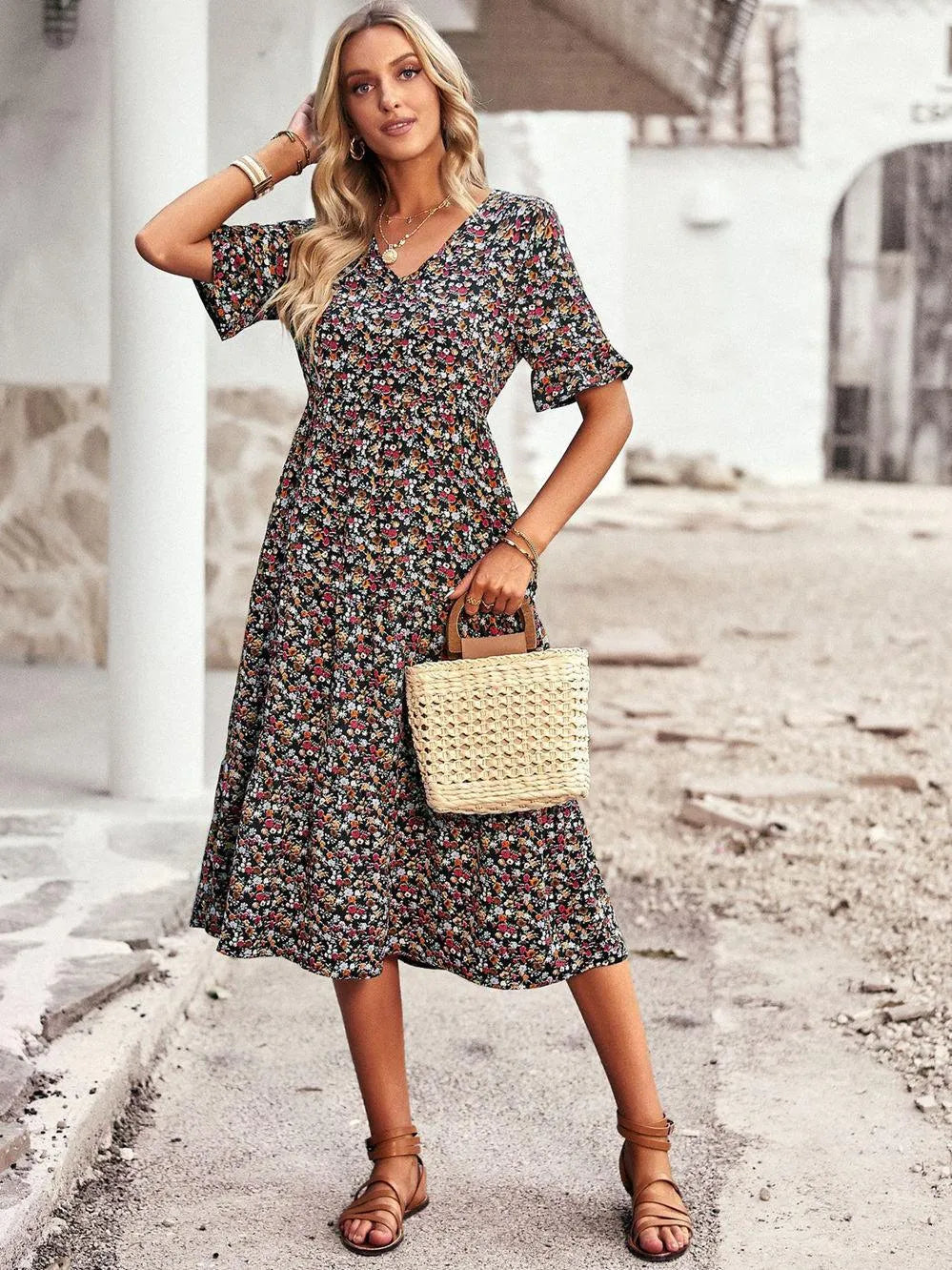 Abito estivo da donna Juliet - Abito leggero a maniche corte in tessuto traspirante disponibile in più colori