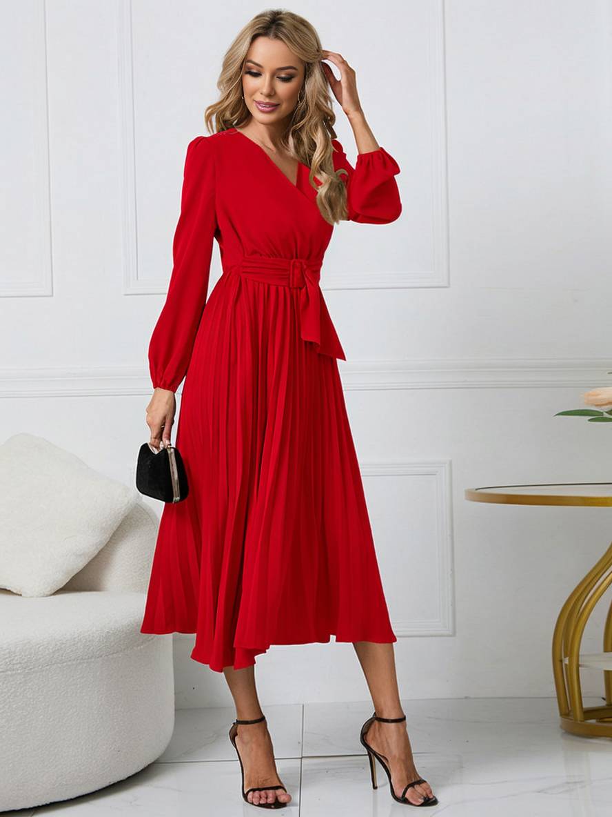 Abito da donna Shiela - Abito lungo a trapezio plissettato con cintura ed eleganti maniche lunghe