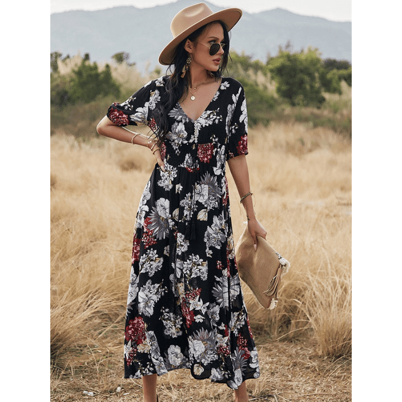 Abito lungo Cesia Looksy – Elegante scollo a V e leggera stampa floreale estiva