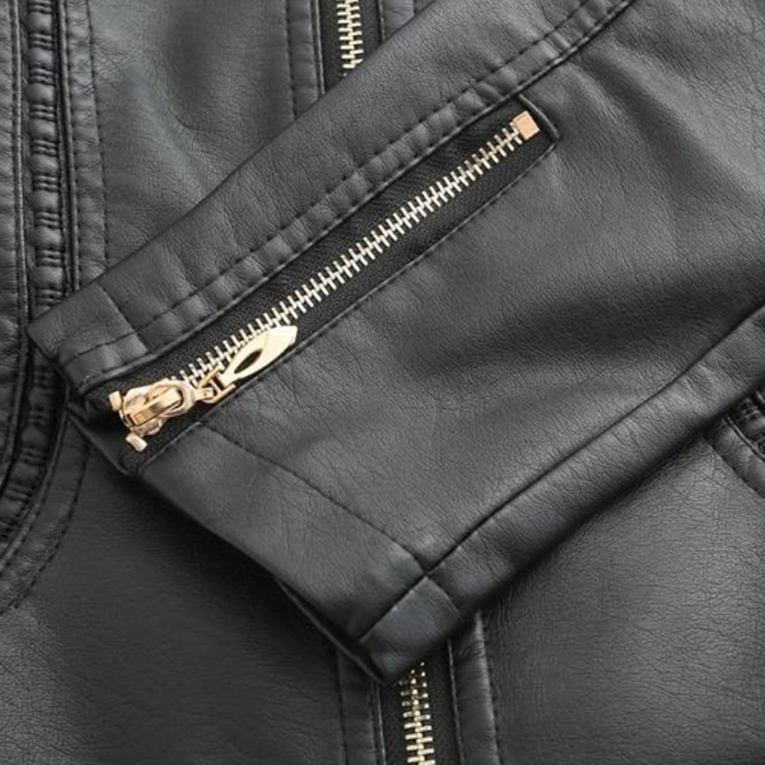 Janiyah Veste Femme en Cuir – Col Montant Chic, Fermetures Éclair & Style Moderne Élégant