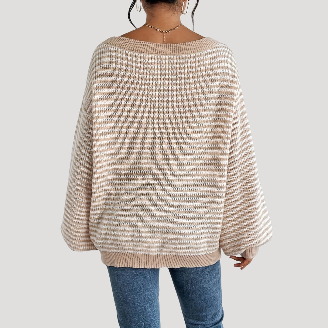 Hannah Pull Woman with Stripes – Soft Knit, Relaxed Fit with Boat Neck & Classic Stripe Pattern