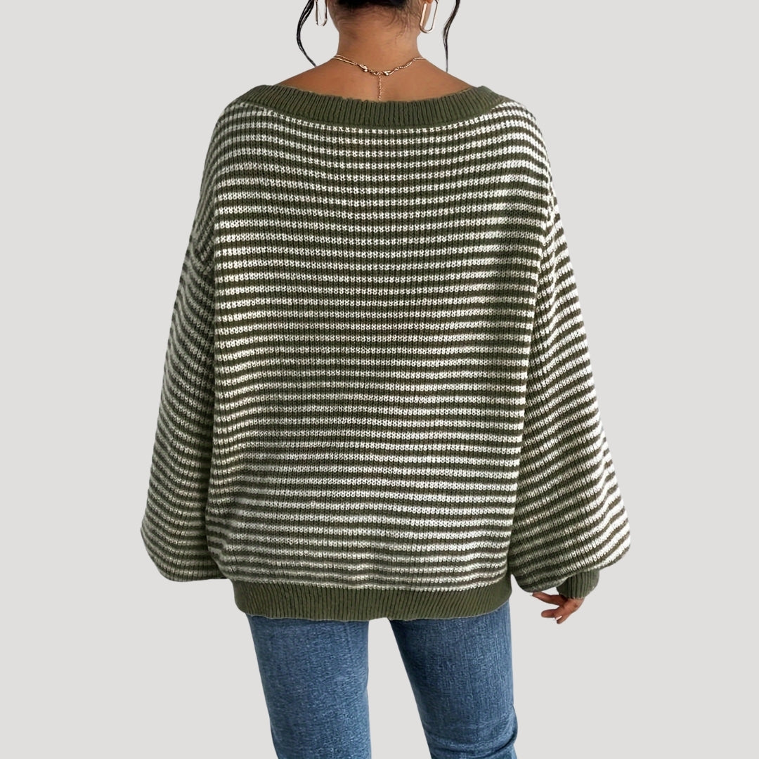 Hannah Pull Woman with Stripes – Soft Knit, Relaxed Fit with Boat Neck & Classic Stripe Pattern