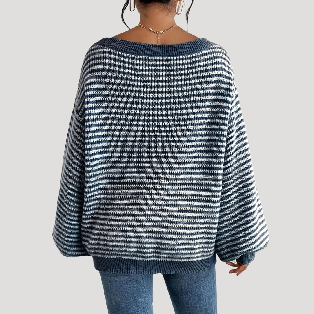 Hannah Pull Woman with Stripes – Soft Knit, Relaxed Fit with Boat Neck & Classic Stripe Pattern
