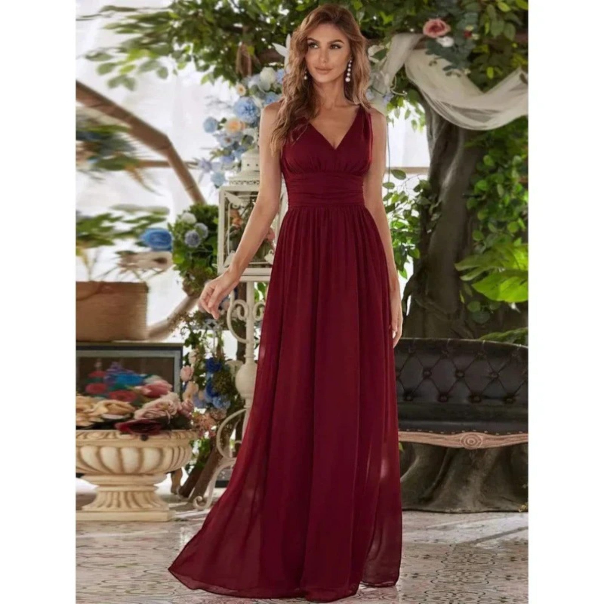 Abito elegante Gilda con scollo a V – Raffinatezza e femminilità in ogni occasione speciale