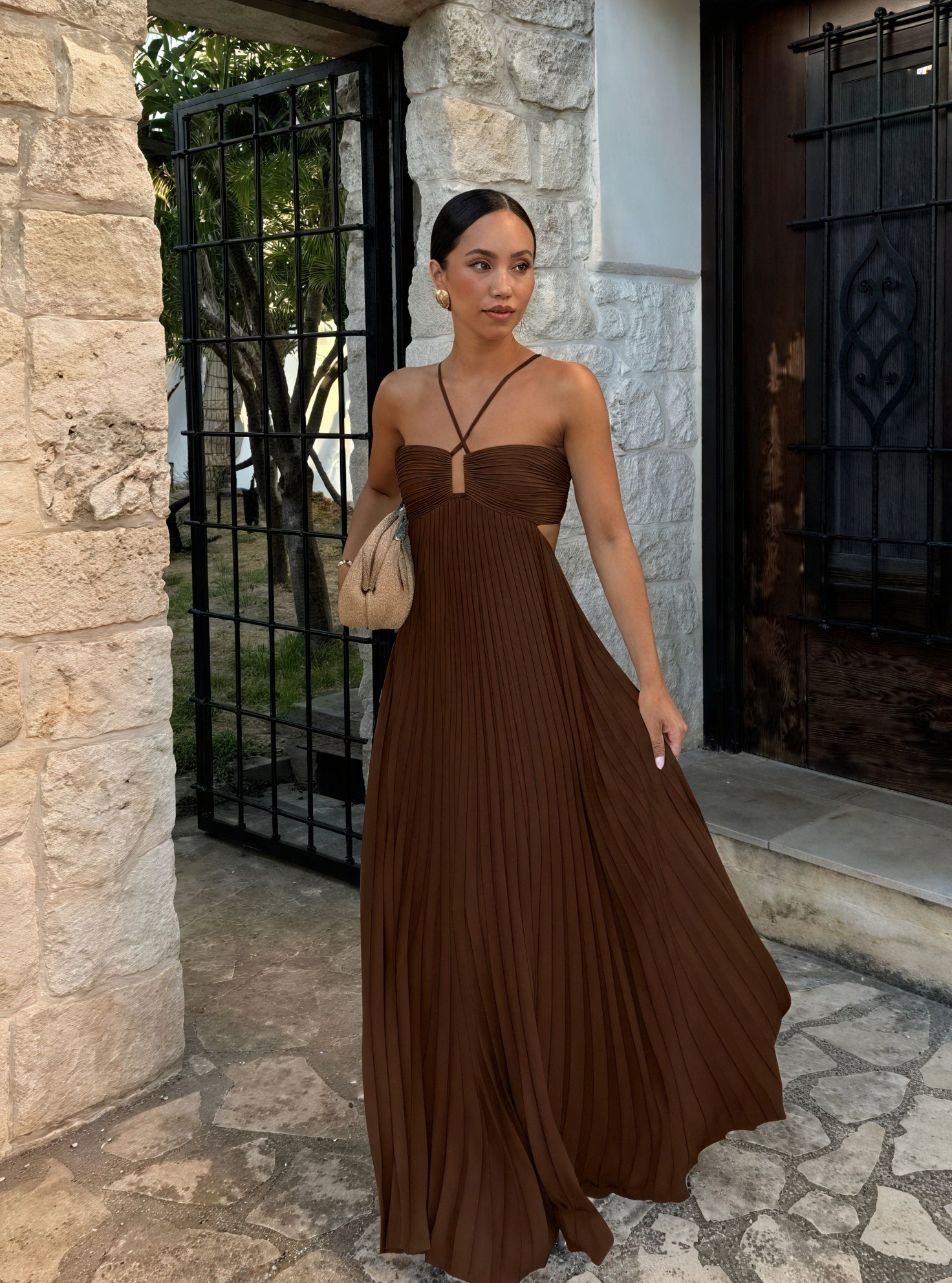 Abito lungo elegante Giselda: design moderno e raffinato per ogni occasione