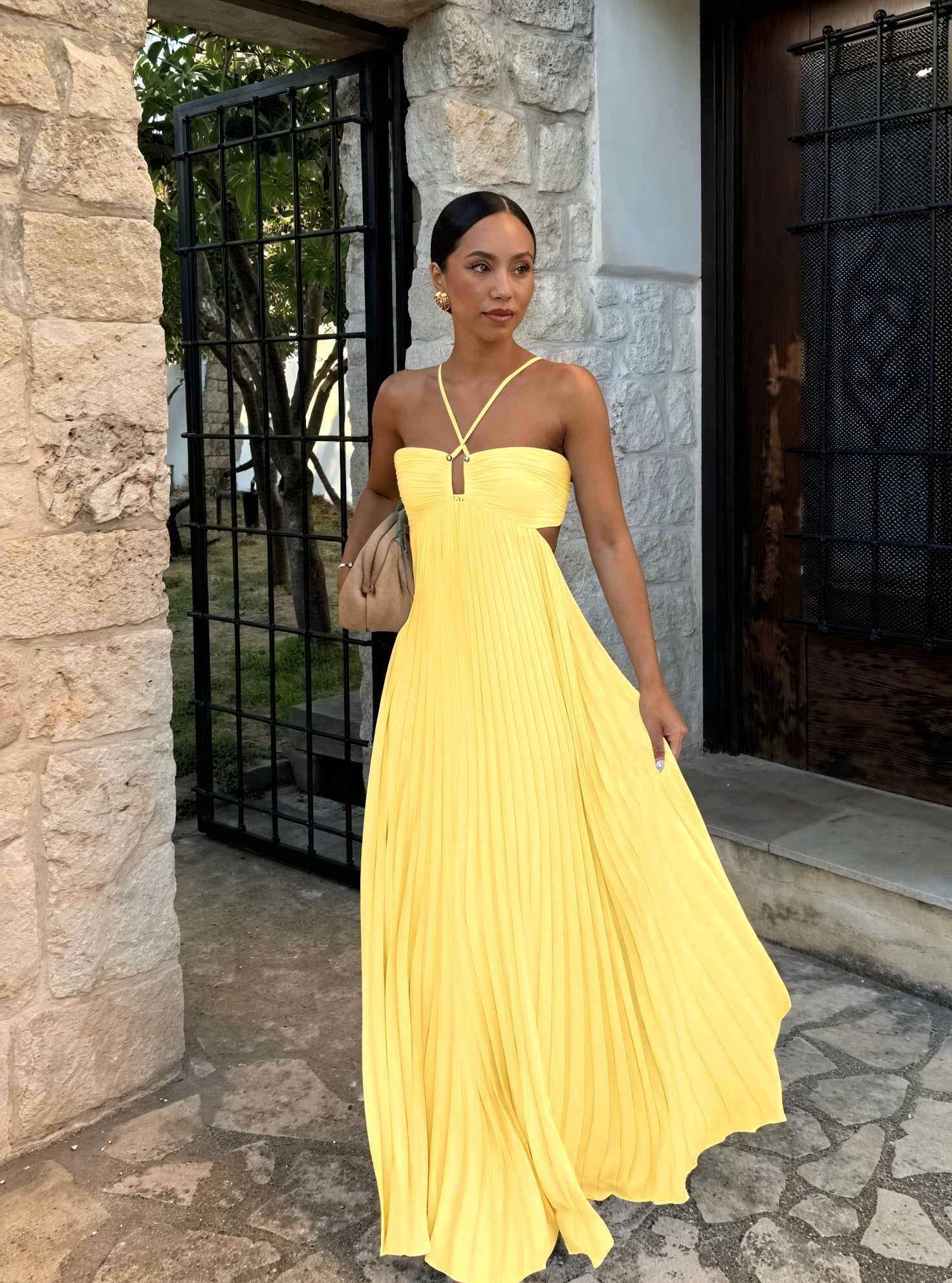 Abito lungo elegante Giselda: design moderno e raffinato per ogni occasione