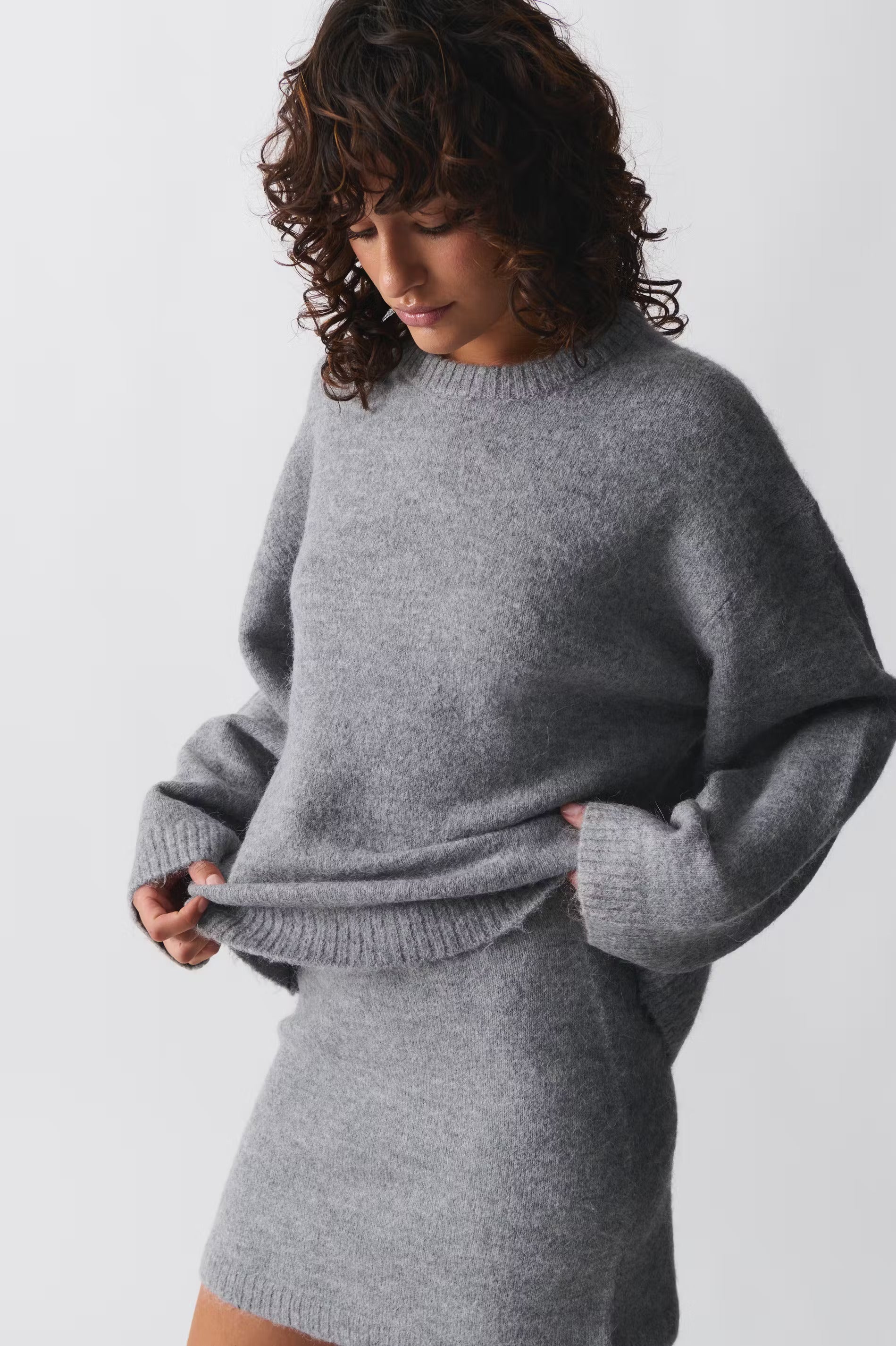 Amelie Pull Oversize Femme – Tricot Doux avec Col Rond et Manches Ballon Élégantes