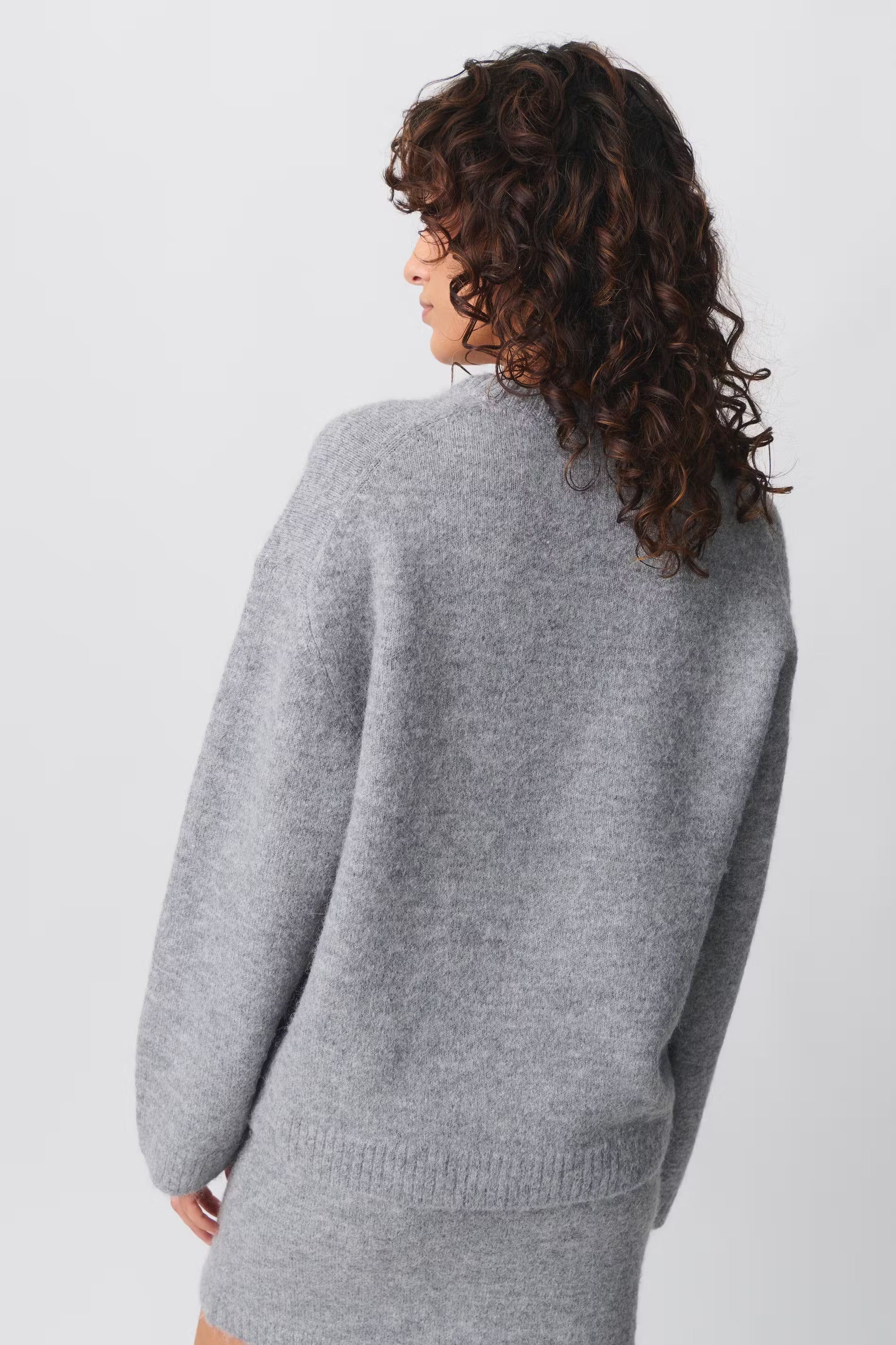 Amelie Pull Oversize Femme – Tricot Doux avec Col Rond et Manches Ballon Élégantes
