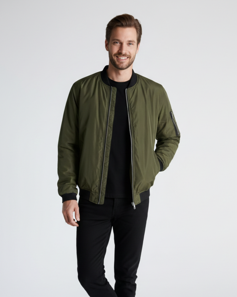 Zenio Bomber Herre Essensio – Lett Vannavstøtende Jakke med Glidelås og Ribbestrikkede Detaljer