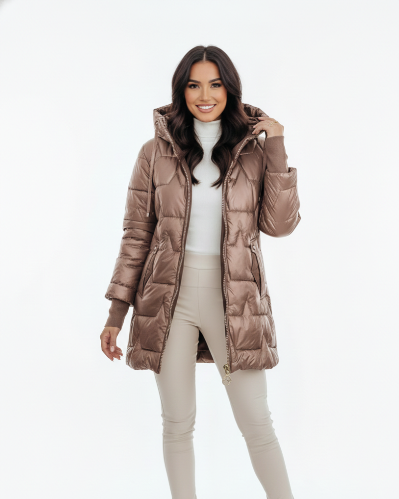 Charlie vinterfrakk for dame – elegant jakke med hette, lommer og knappelukking