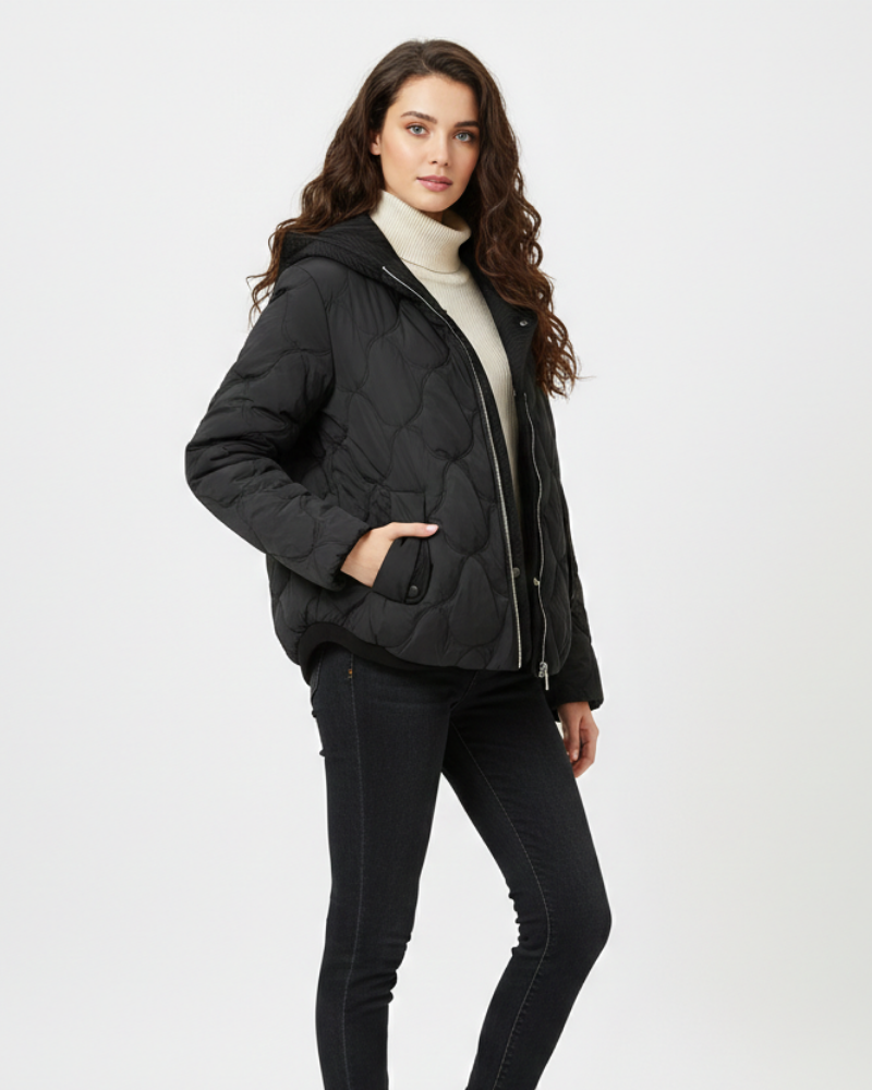 Oline Doudoune Courte Femme – Veste Matelassée Élégante avec Capuche & Fermeture Zippée