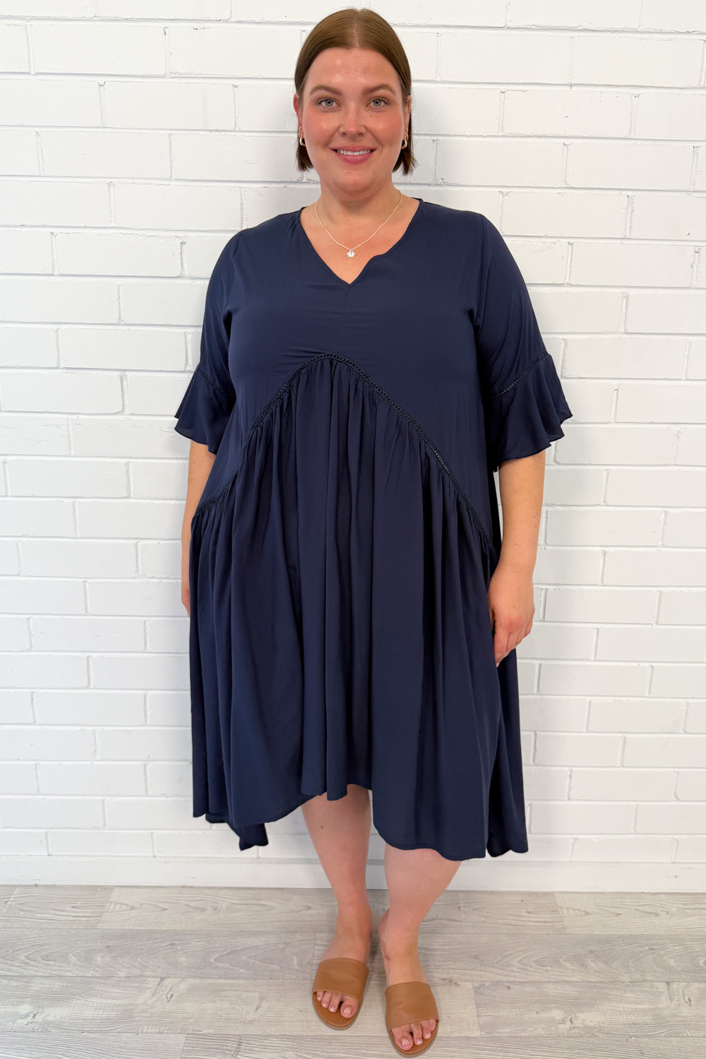Laguna Robe Oversize Femme – Robe d'Été Aérée avec Coupe Ample & Design Minimaliste