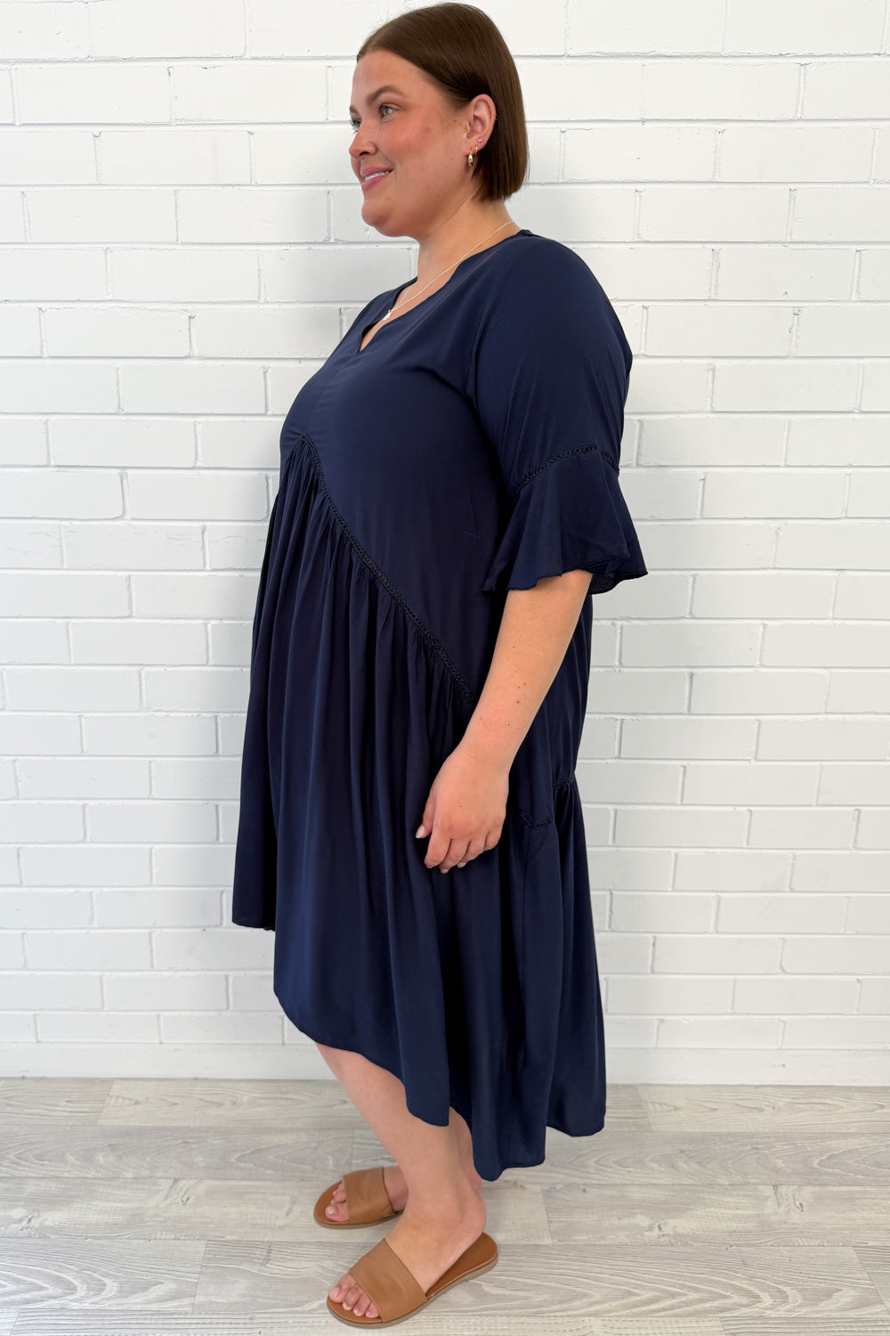 Laguna Robe Oversize Femme – Robe d'Été Aérée avec Coupe Ample & Design Minimaliste