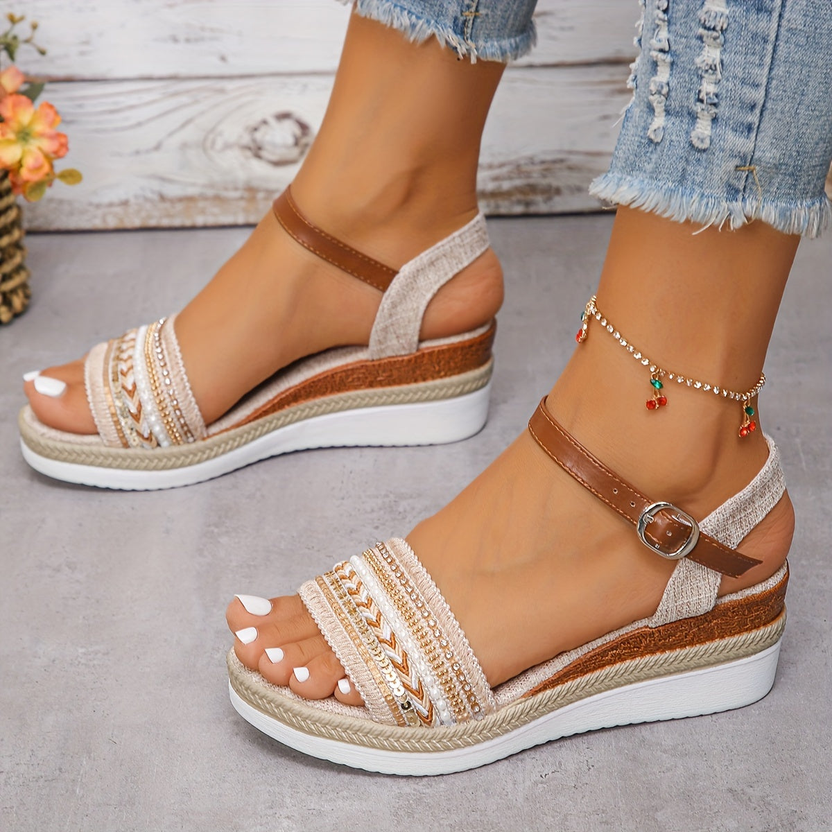 Sandali da donna Lunaria - Comodi sandali con zeppa e strass chic per l'estate