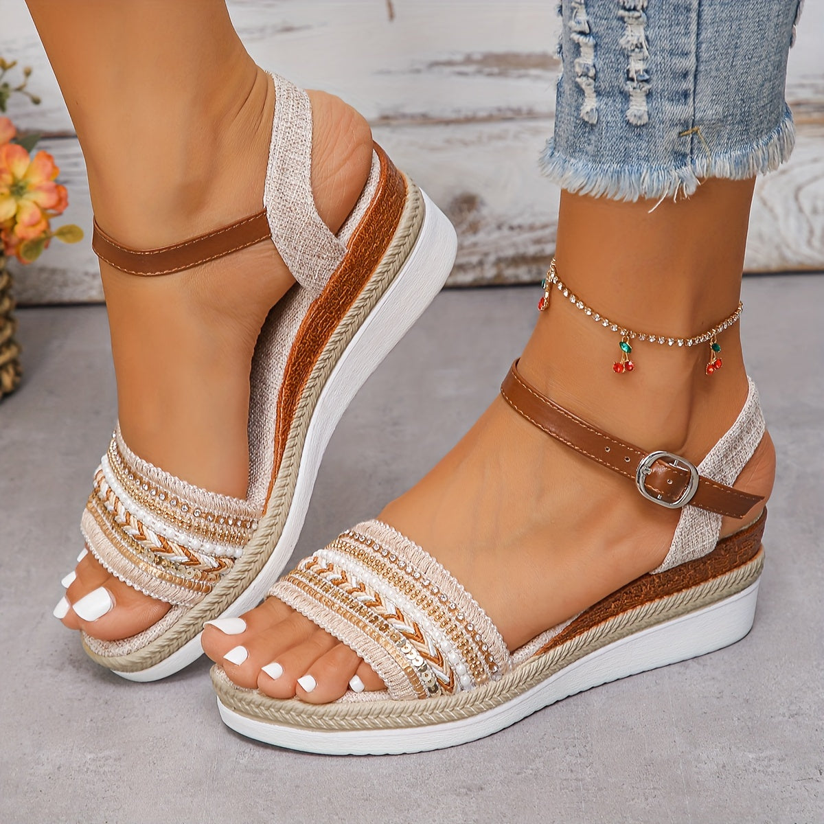 Sandali da donna Lunaria - Comodi sandali con zeppa e strass chic per l'estate