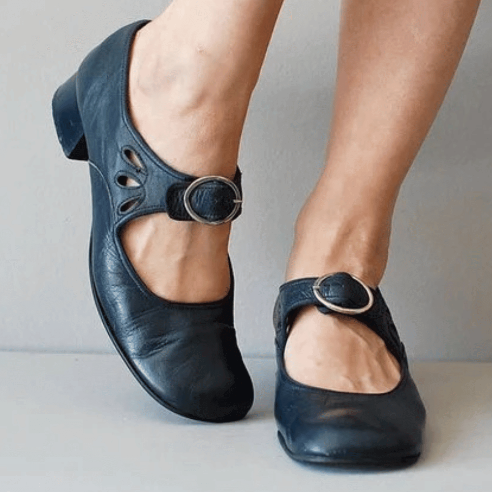 Scarpe da donna Raianne - Vera pelle, punta tonda, tacco basso a blocco, cinturino con fibbia - Stile vintage per tutte le occasioni