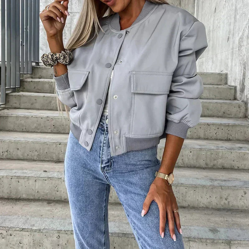 Paula Veste Bomber Femme – Style Court avec Poches à Rabat & Look Urbain Tendance