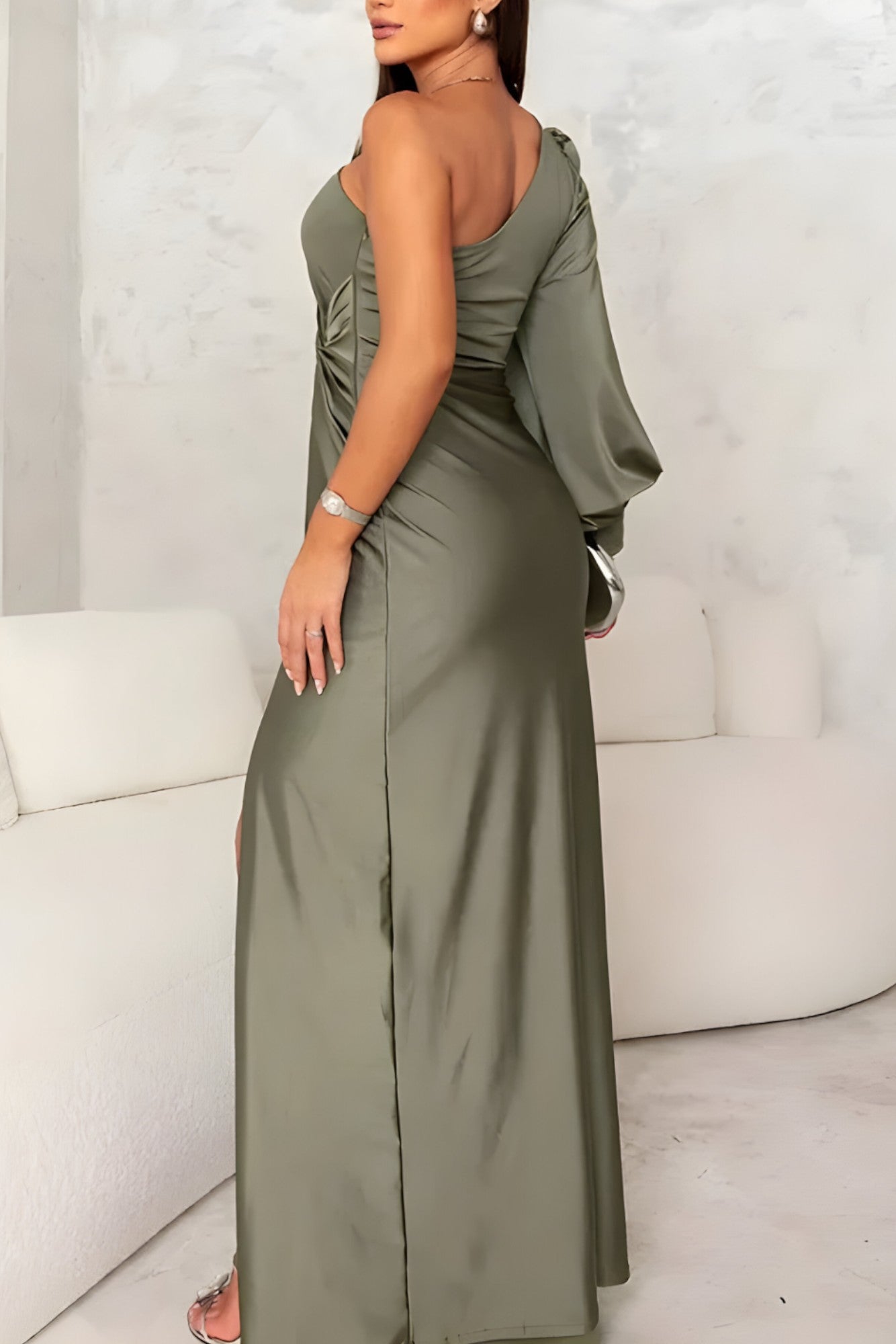 Abito lungo da donna Kaia - Elegante abito da sera chic con taglio aderente e tessuto fluido