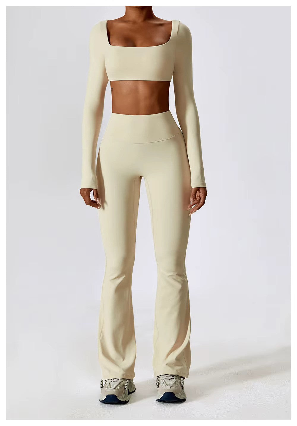 Leila Ensemble de Sport Femme – Tenue Respirante de Yoga & Fitness avec Legging Évasé & Haut Ajusté