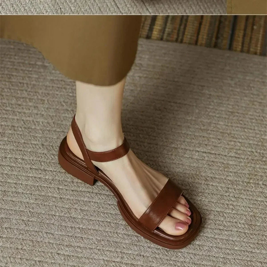 Sandali in pelle da donna Celine - Eleganti sandali in pelle con comfort superiore per l'estate