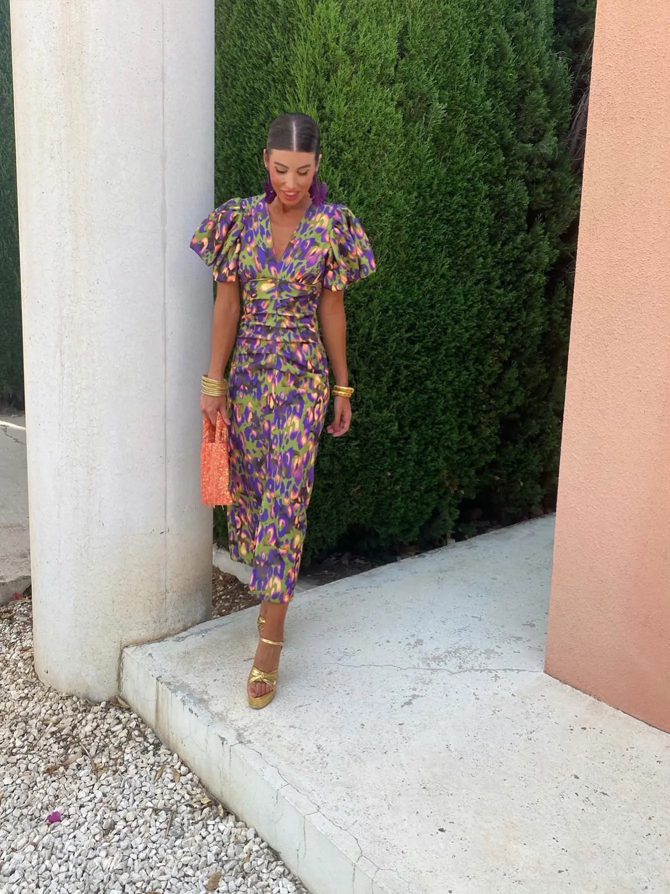 Abito midi stampato Sophie – Maniche a sbuffo e taglio elegante e aderente