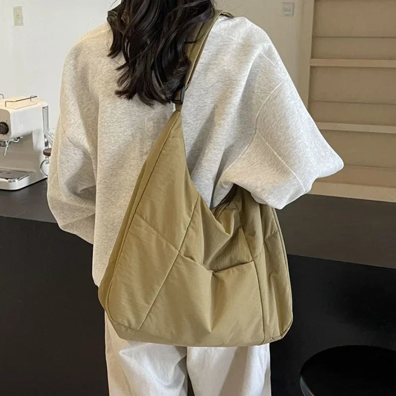 Lucille Sac Bandoulière Femme – Grand Sac Élégant avec Compartiments & Sangle Réglable