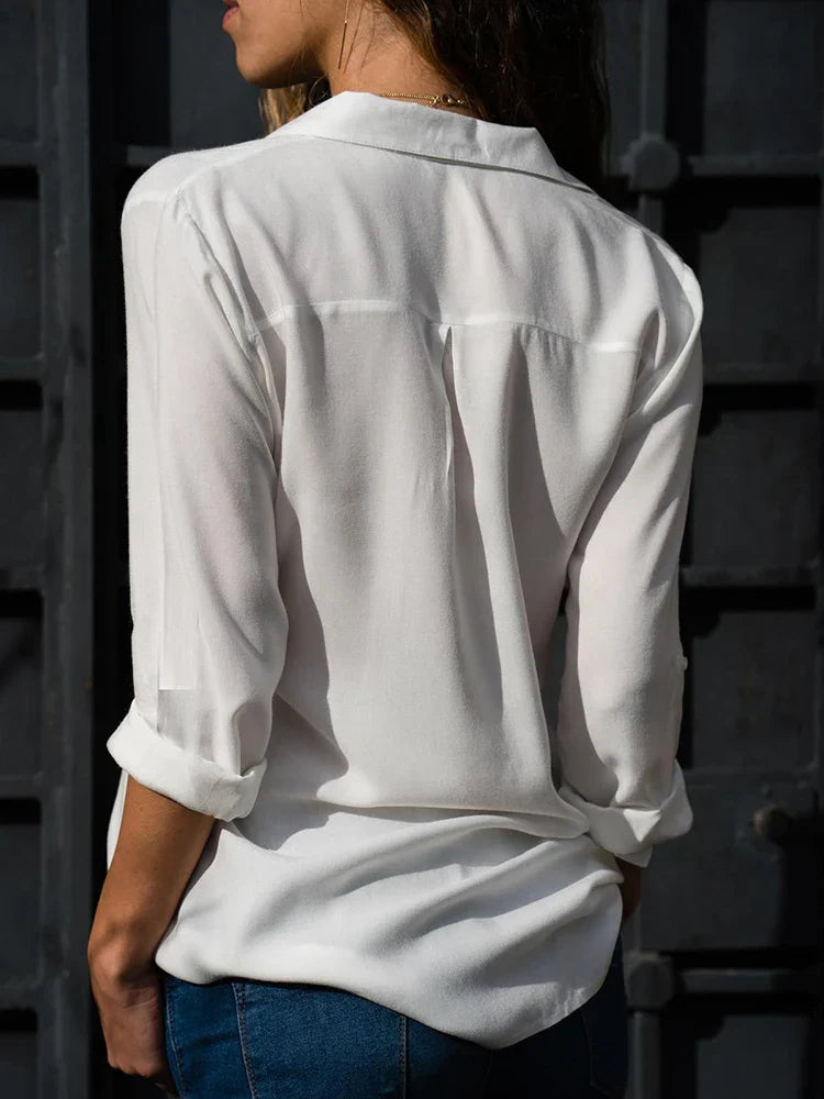 Camicia da donna Nevaeh: elegante blusa fluida con vestibilità classica e tessuto leggero