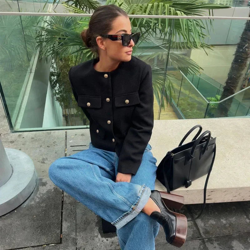 Giacca di lusso da donna Sara - Giacca aderente con bottoni dorati e silhouette elegante