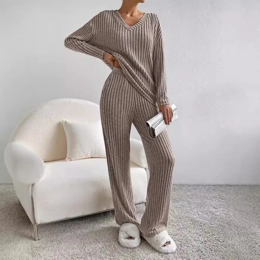 Ensemble en maille Kathy pour femme – Tenue d'intérieur confortable avec pull à col en V et pantalon doux