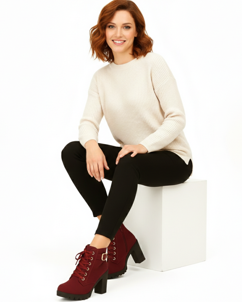 Luciana női bokacsizma fém csattal – vastag sarok, kényelmes és modern stílus