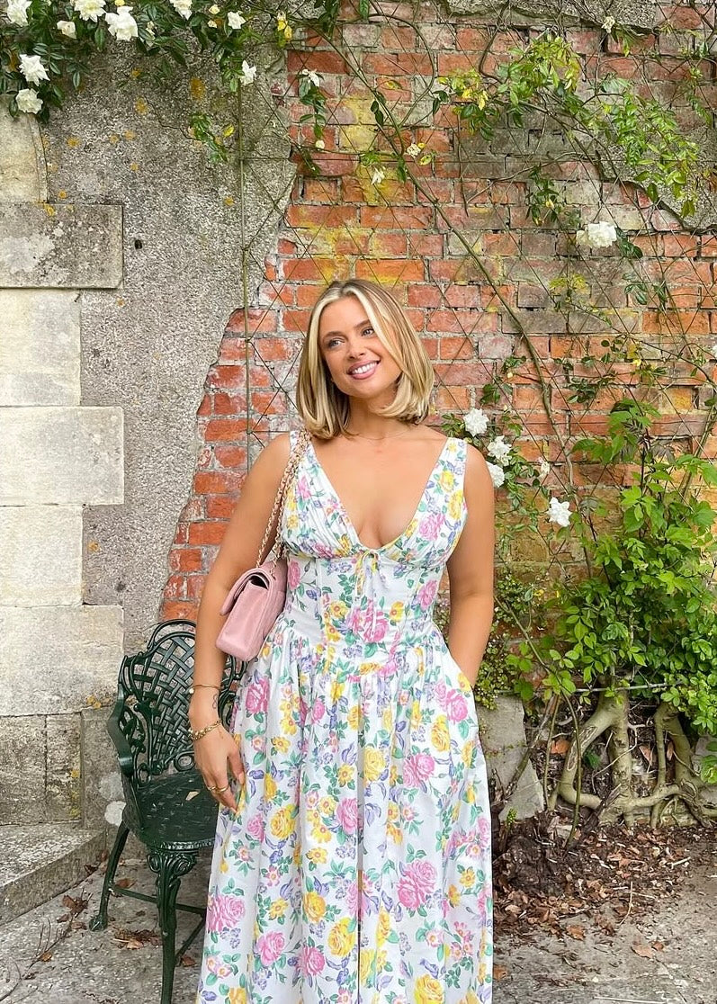 Abito estivo da donna Mika – Elegante abito floreale con vestibilità aderente e pratiche tasche