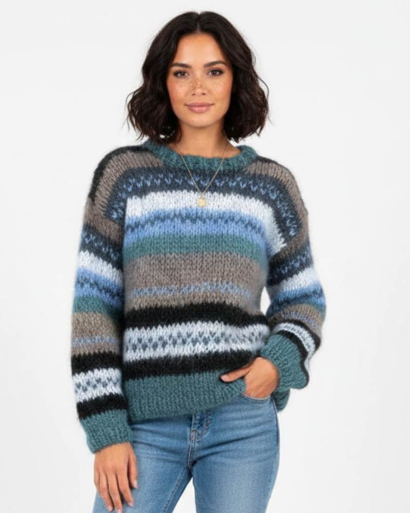 Емелія жіночий светр вʼязаний – теплий і зручний светр класичного крою вічного стилю