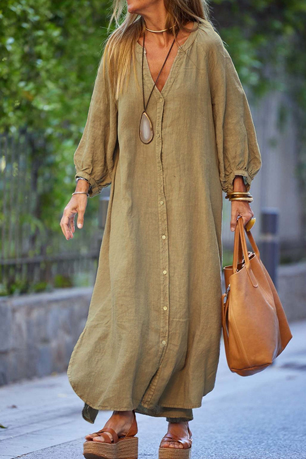 Abito da donna Veanna - Elegante abito a maniche lunghe con scollo a V e chiusura con bottoni