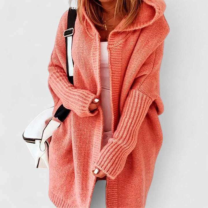 Cardigan Femme Adriana à Capuche Oversize – Long Gilet Douillet Idéal pour la Superposition