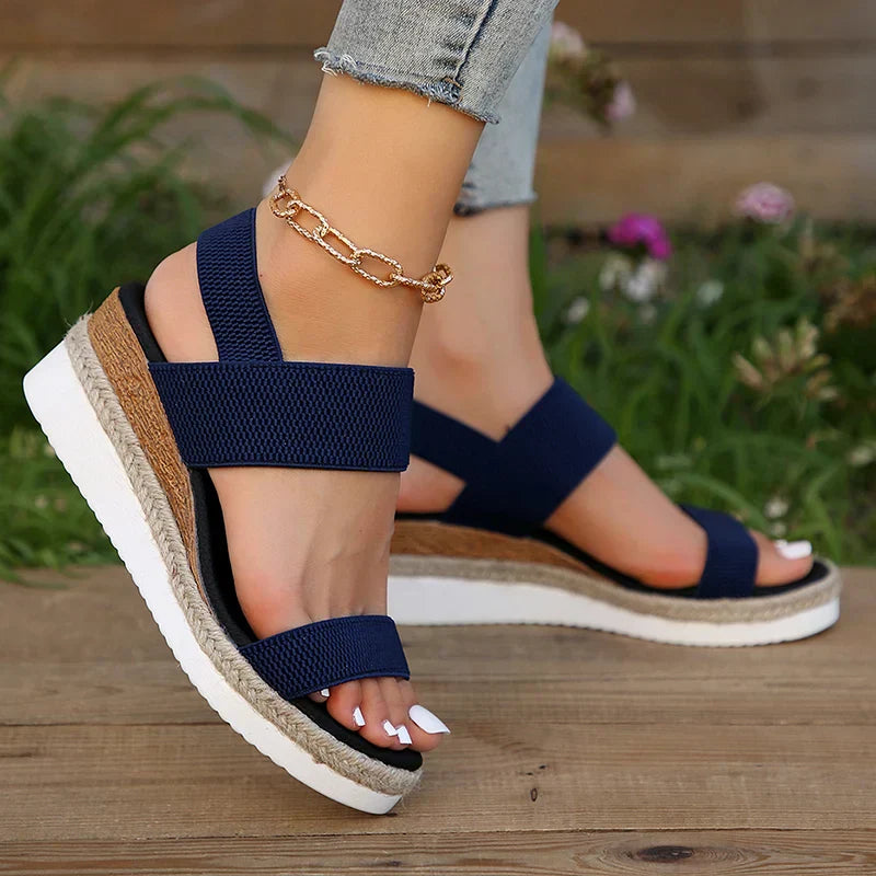 Sandali con plateau da donna Anna - Cinturini elastici e comodi sandali estivi con un look elegante