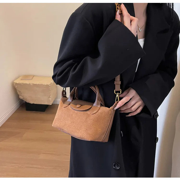 Gemma Sac à Main Femme – Sac Similicuir Compact avec Bandoulière Réglable & Détails Dorés