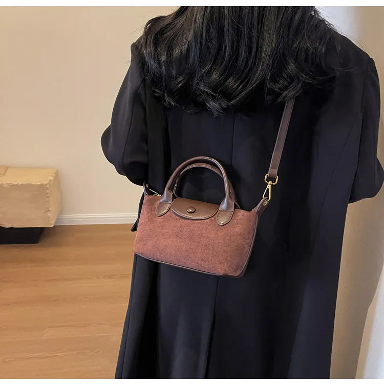 Gemma Sac à Main Femme – Sac Similicuir Compact avec Bandoulière Réglable & Détails Dorés
