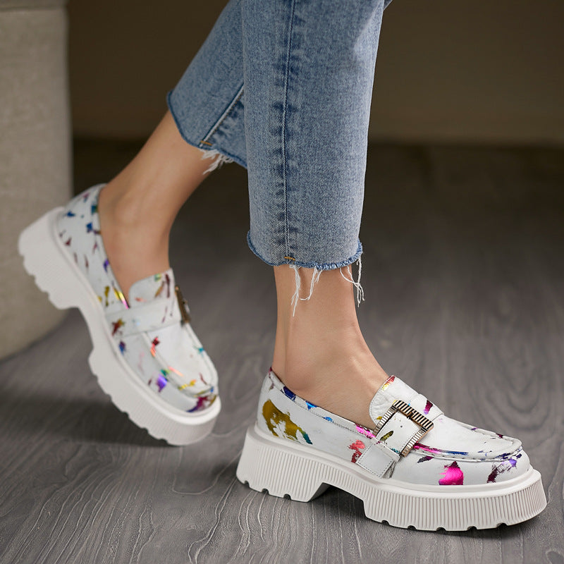 Scarpe da donna Stella - Mocassini con plateau traforato, fibbia e comoda suola in gomma