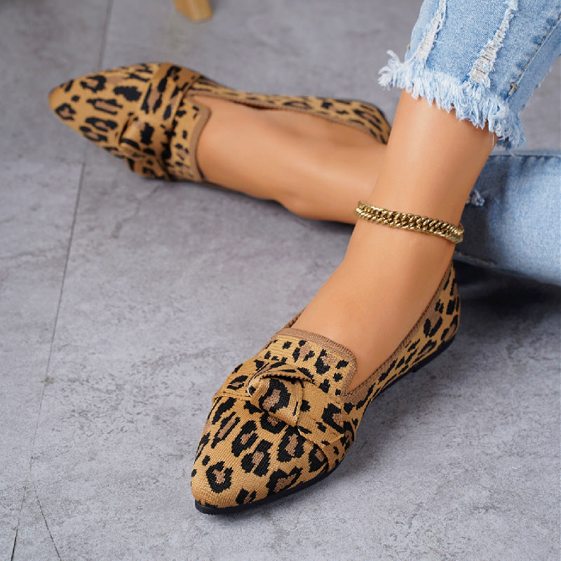 Ballerine da donna Victoria - Scarpe a punta in rete con fiocco decorativo e tacco piatto