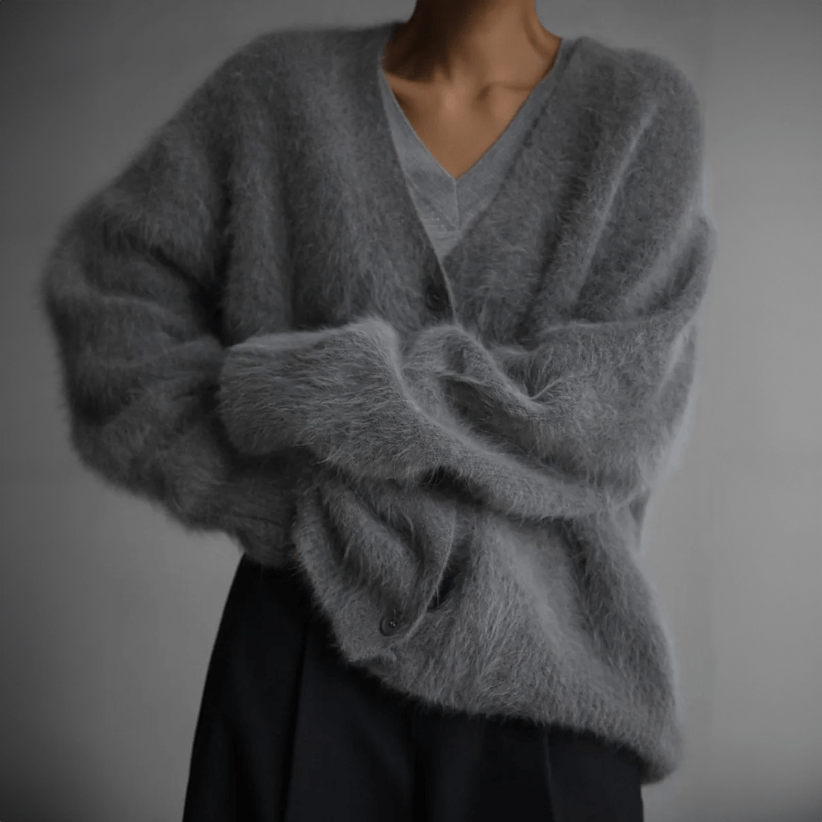 Cardigan da donna Luella: elegante e comodo, a maniche lunghe, perfetto per tutti i giorni
