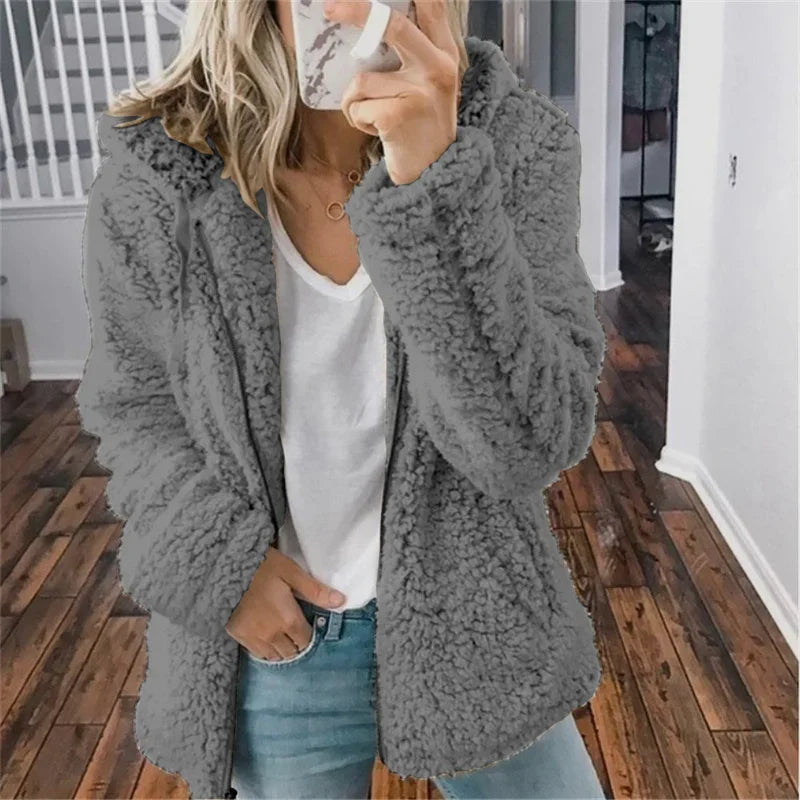 Cardigan da donna Olivia: cardigan in pile morbido, comodo ed elegante per tutti i giorni