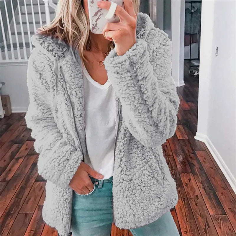 Cardigan da donna Olivia: cardigan in pile morbido, comodo ed elegante per tutti i giorni