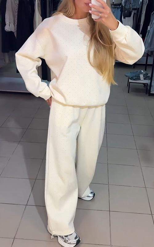 Aria Ensemble Loungewear Femme – Tenue Confortable avec Détails Strass & Coupe Relaxed