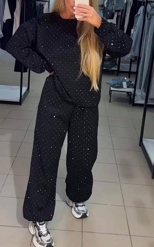 Aria Ensemble Loungewear Femme – Tenue Confortable avec Détails Strass & Coupe Relaxed