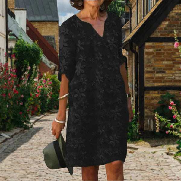 Abito da donna Maggie - Elegante abito estivo con scollo a V e vestibilità fluida per le giornate di sole