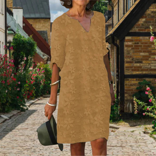 Abito da donna Maggie - Elegante abito estivo con scollo a V e vestibilità fluida per le giornate di sole