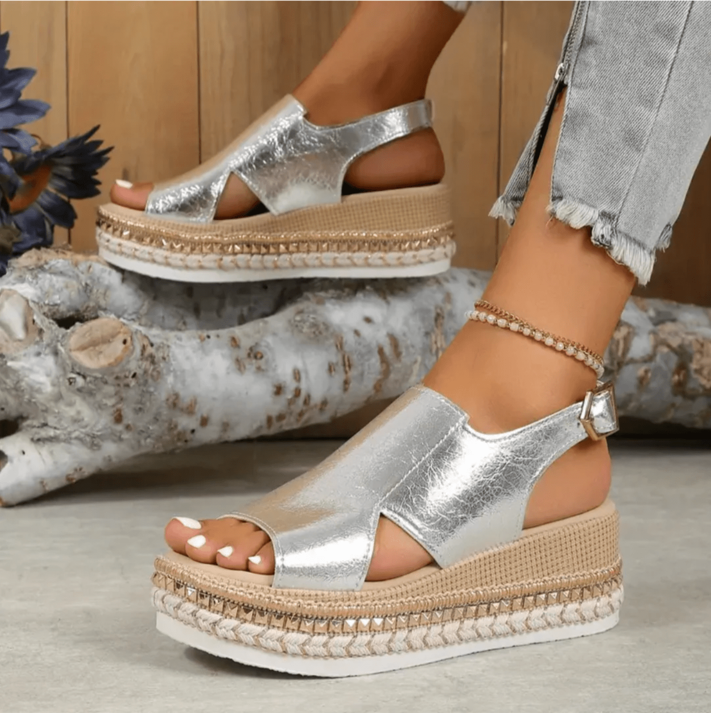 Sandali da donna Meena: comode espadrillas con cinturino regolabile e suola stabile